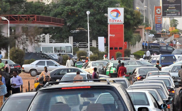Petrol scarcity: Queues persist, despite FG’s assurances of supply